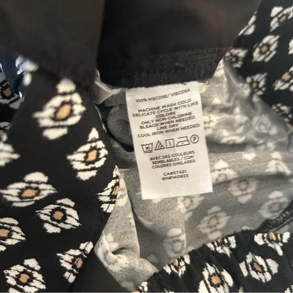 LOFT Wide Leg Pants The Pull On Black White Geometric Cropped Small Petite - Picture 12 of 13